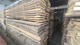 Дъб Дърводелски дъсчен материал |  Твърдо дърво | Дъсчен материал | ZEOS Jevíčko s.r.o.