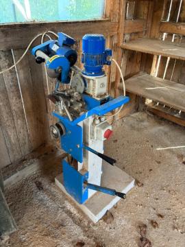 Ъглов дисков трион Walter  |  Дървообработваща техника | Дървообработващи машини | Drekos Made s.r.o